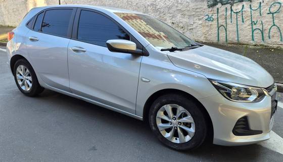 CHEVROLET ONIX 1.0 TURBO FLEX LT MANUAL CHEVROLET ONIX 1.0 TURBO FLEX LT MANUAL